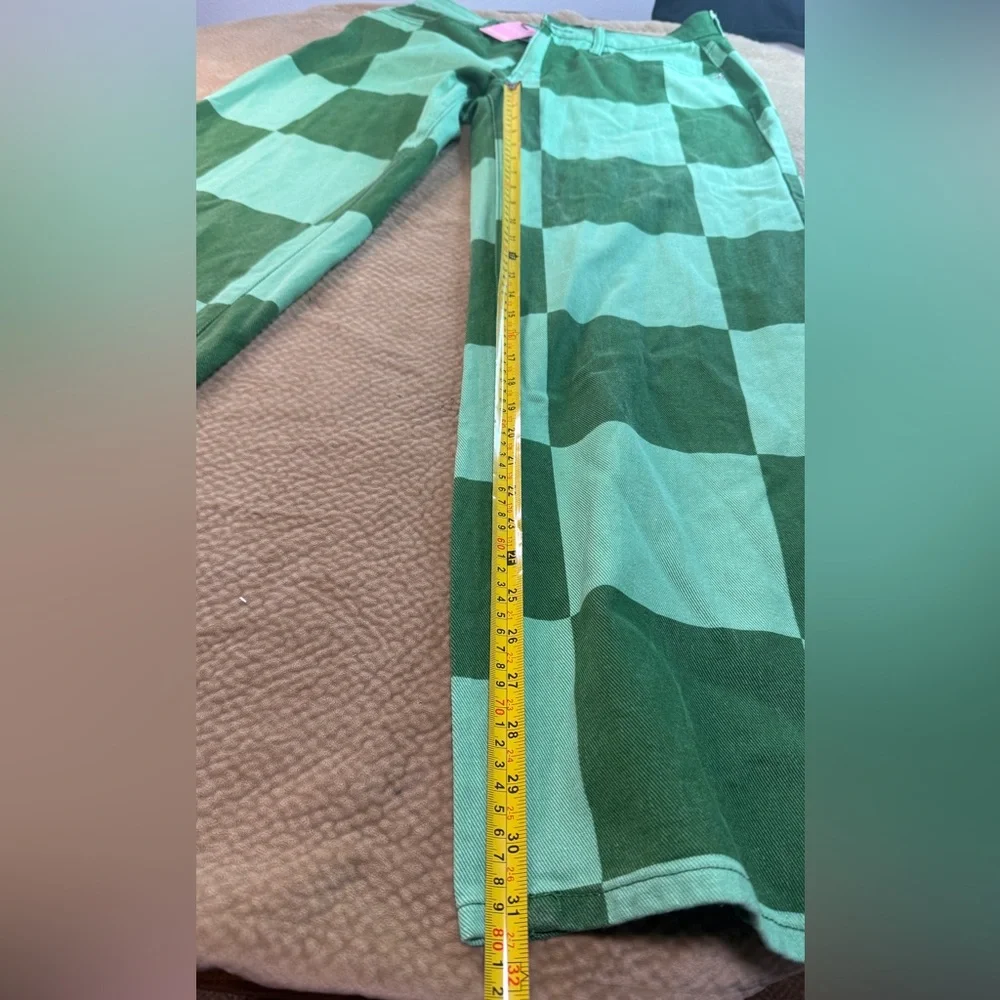 PrettyLittleThing Green and Mint Checkered Baggy boyfriend Pants new with tag - Picture 3 of 9